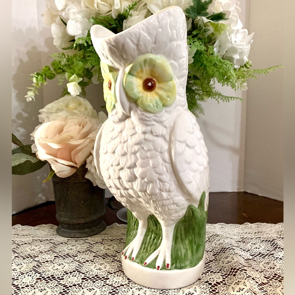 MILESTONE By Mottahedeh white and green owl pitcher